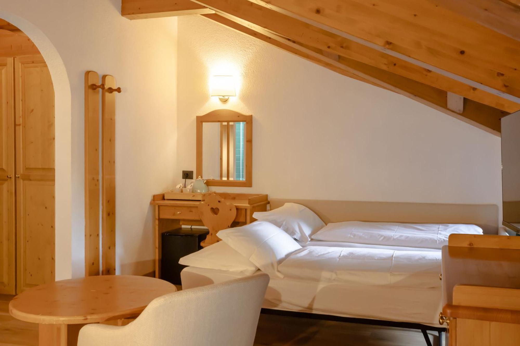 Junior Suite Mountain View